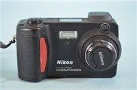 Nikon Digital Camera Cool Pix 800
