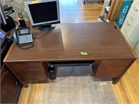 Wooden computer office desk 60" X 30" X 30"