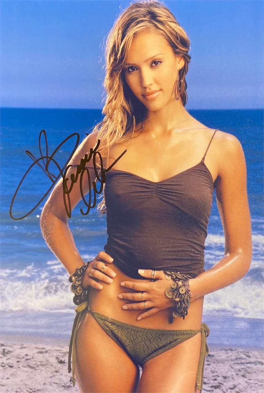 Autograph  
Jessica Alba Photo