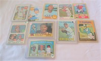 Lot of 10 baseball cards