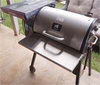 Grilla Grills Chimp smoker barbeque with jerky