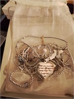 Box with heart bracelet