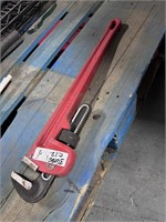 27" HEAVY-DUTY STRAIGHT PIPE WRENCH C12
