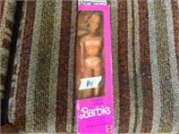 VINTAGE FUN TO DRESS BARBIE