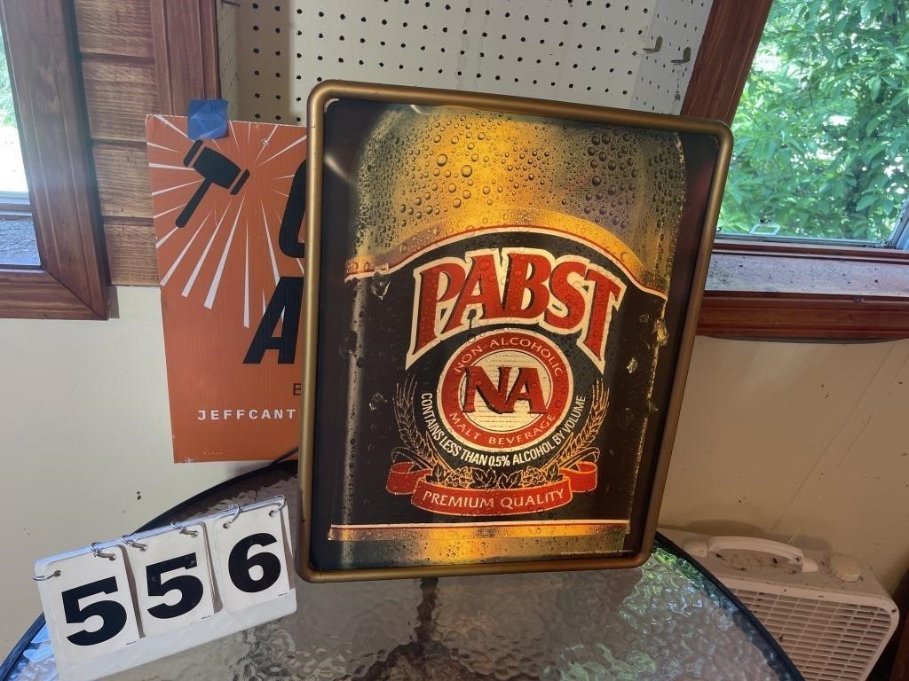 Pabst NA Wall Light