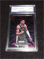 Giannis Antetolounmpo 2022 Prizm GEM MT 10 Fearles