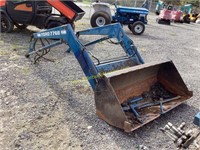 FORD 776B FRONT END LOADER ATTACHMENT 5FT BUCKET