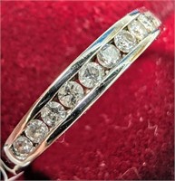 $2300 14K  1.64G Natural Diamond 0.15Ct Ring