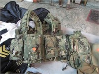 TACTICAL VEST CARRIER W/ POUCHES-MILITARY