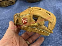 Miniature Cal Ripken Jr baseball glove Pro-6HF