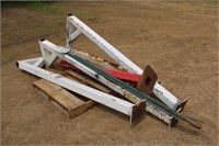 Assorted Steel T-Poles, 104"x 32"
