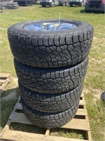 Set of Mastercraft Courser AXT2 275/65R18