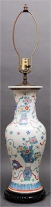 Chinese Famille Rose Vase Table Lamp