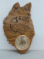 12-in wolf clock