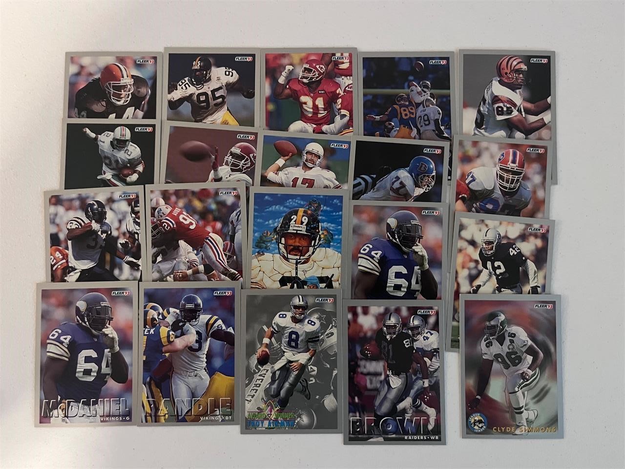 1993 Fleer Football Cards Brown, Aikman 20 cards