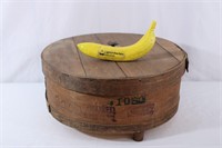 Vtg Wood.en Wisconsin Cheddar Cheese Box