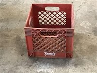 PRAIRIE FARMS MILK CRATE