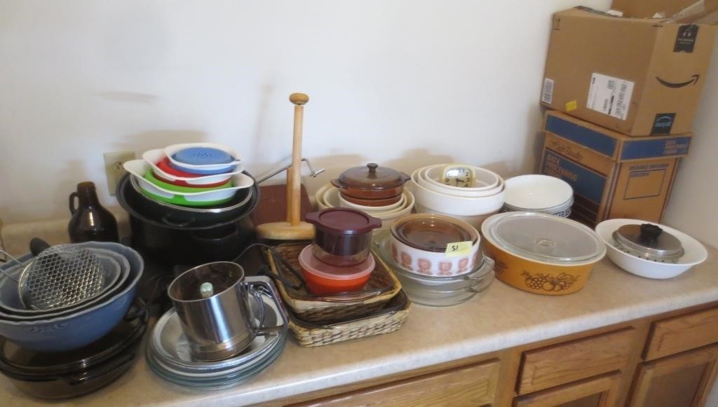 Baking dishes, bowls, glasses, misc