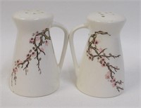 Plum Blossom Japan Hand-Pained Pitchers