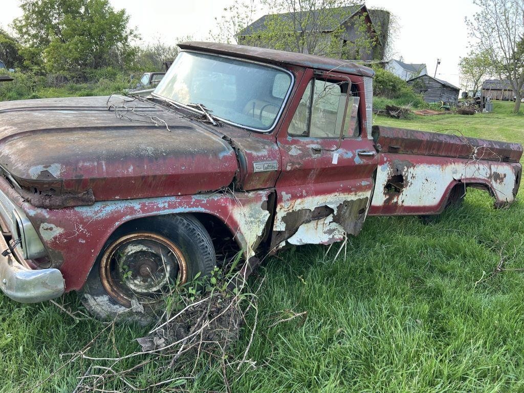 1964-65 Chevy Custom Pickup
