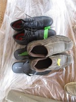 3 ASSORTED PAIRS OF SHOES