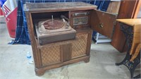 VICTROLA RCA VICTOR CABINET RADIO-TV,FREQUENCY,+