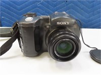 SONY vtg MVC-CD500 Digital Movie Camera *powers up