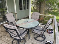 Round Glass Top Patio Table w/ 4 Chairs