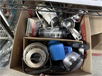 LARGE LOT OF KITCHEN ITEMS GOOD LOT