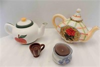 Vintage Variety of Sized Tea Pots