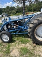 Ford 860 Wide front and 3 point, 2802hrs