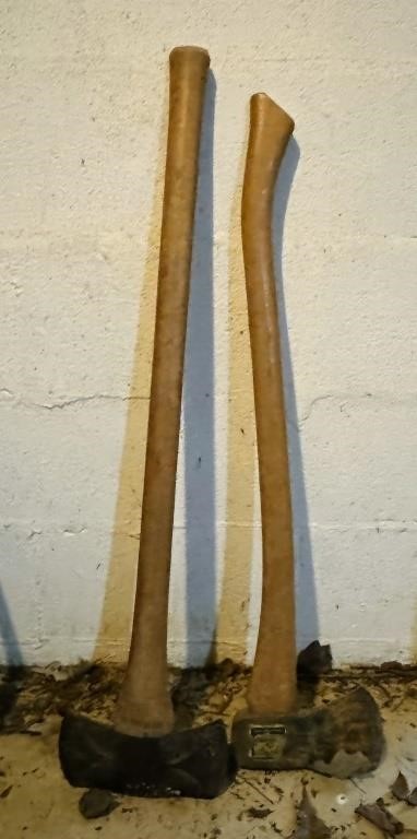 Axes - (1) True Temper (1) Collins