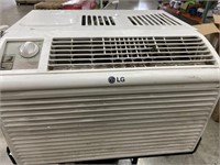 5g 5,000 Btu 115-volt Window Air Conditioner