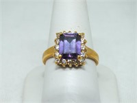 GOLD FILLED LADIES RING W PURPLE CENTER STONE