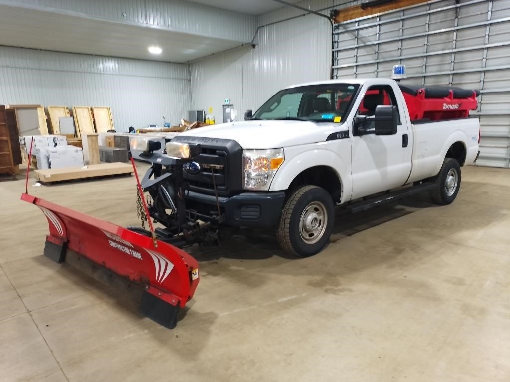 2011 Ford F350 XL Super Duty Pick Up Truck