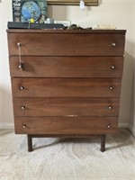 5 Drawer Dresser