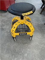 Dewalt creeper chair