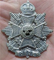 WWI/WWII British Wiltshire Regiment Cap Badge