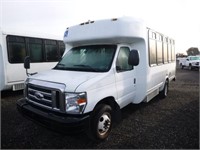 2009 Ford E450 Para-Transit Bus