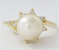 14  Kt- Akoya Pearl Diamond Ring