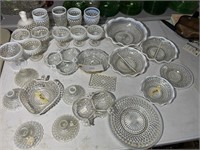 LARGE LOT OF VINTAGE MOONGLOW GLASSWARE