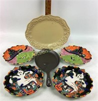 Cast Iron Skillet, (4) Halloween Painted Ceramic