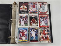 BINDER FULL OF ASSORTED BASEBALL CARDS