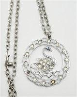 VINTAGE SILVER TONED LINKED NECKLACE WITH