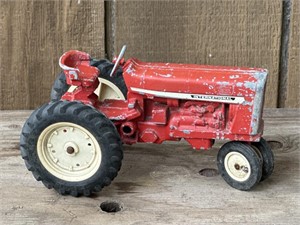 vintage ERTL diecast toy tractor