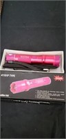 Rechargeable flashlight