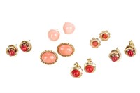 SIX PAIRS OF 14K GOLD AND CORAL EARRINGS, 6.9g