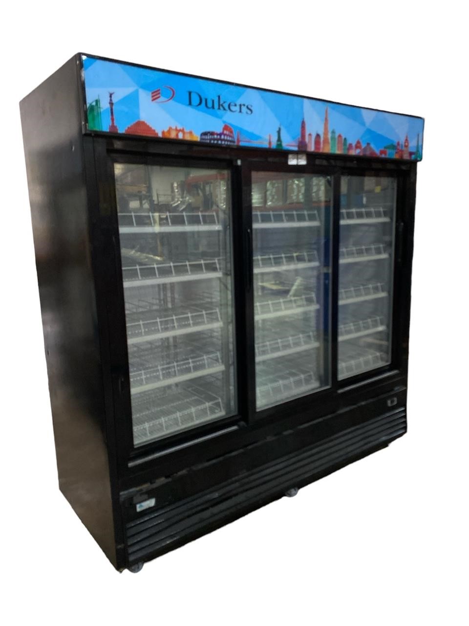 Dukers Commercial Glass Sliding 3Door Merchandiser