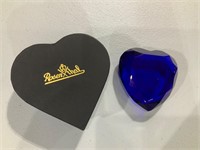 rosenthal glass heart in box paperweight blue