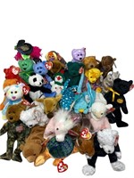 Large Grouping of TY Beanie Babies